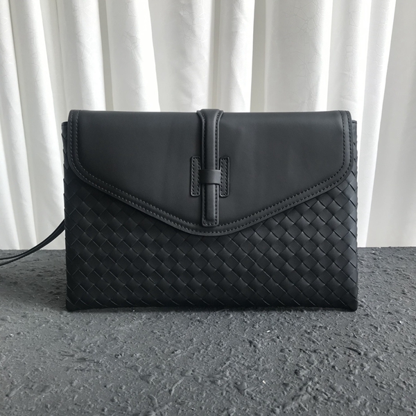 ボッテガヴェネタバッグ正面デザイン